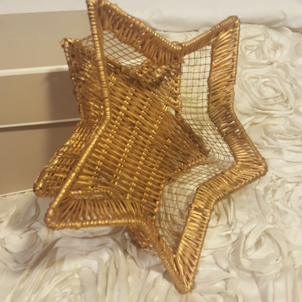 Wicker Basket Star Shape - Home Decor. - Picture 2 of 11